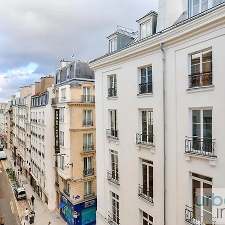 Appartement Urban Flat 96 - 1 Bedroom Aboukir Parijs