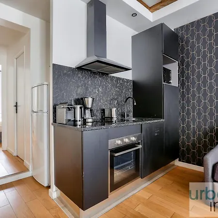 Urban Flat 96 - 1 Bedroom Aboukir * Paris